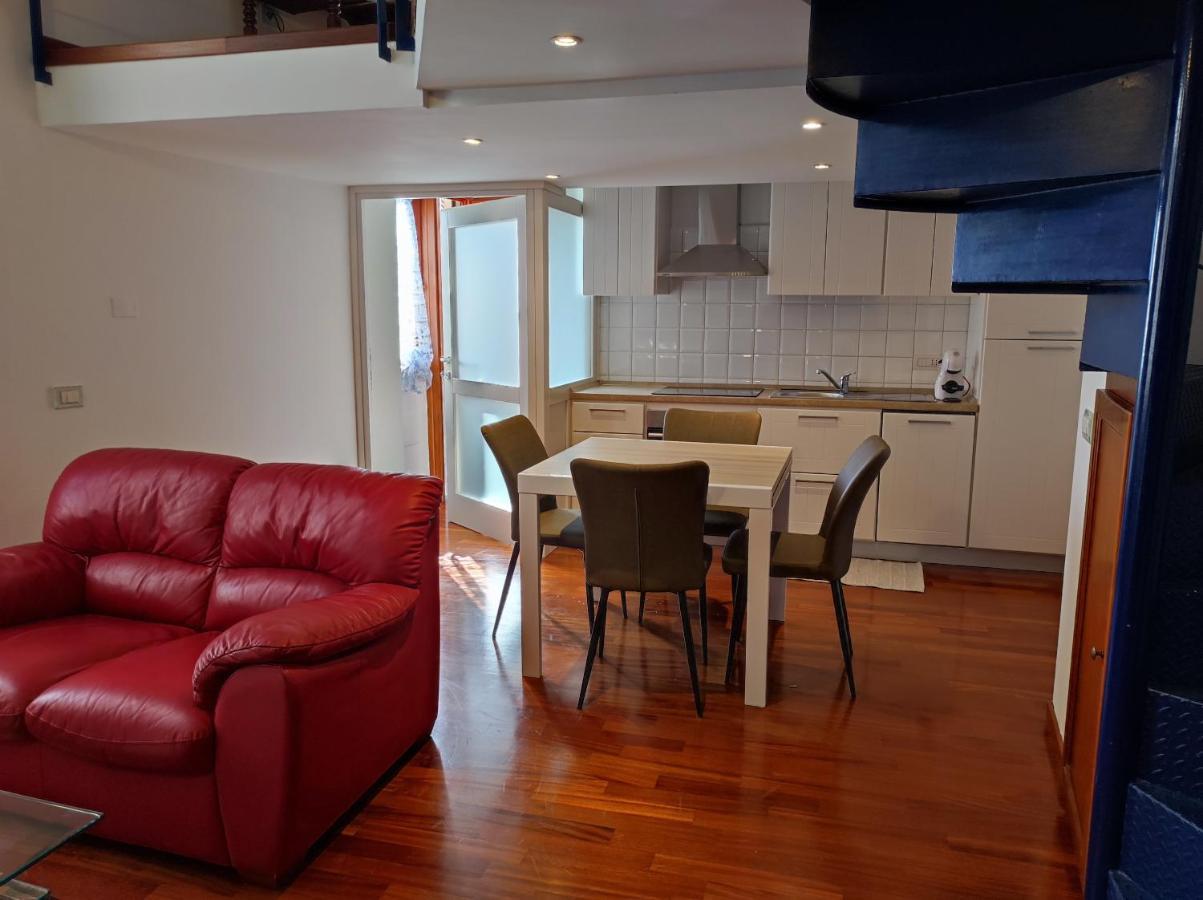 Marina Apartment City Centre Cagliari Kültér fotó